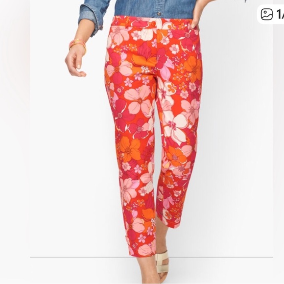 Talbots Perfect Crop Pants in Tossed Flower, Size 8 Pink Orange - Picture 1 of 11